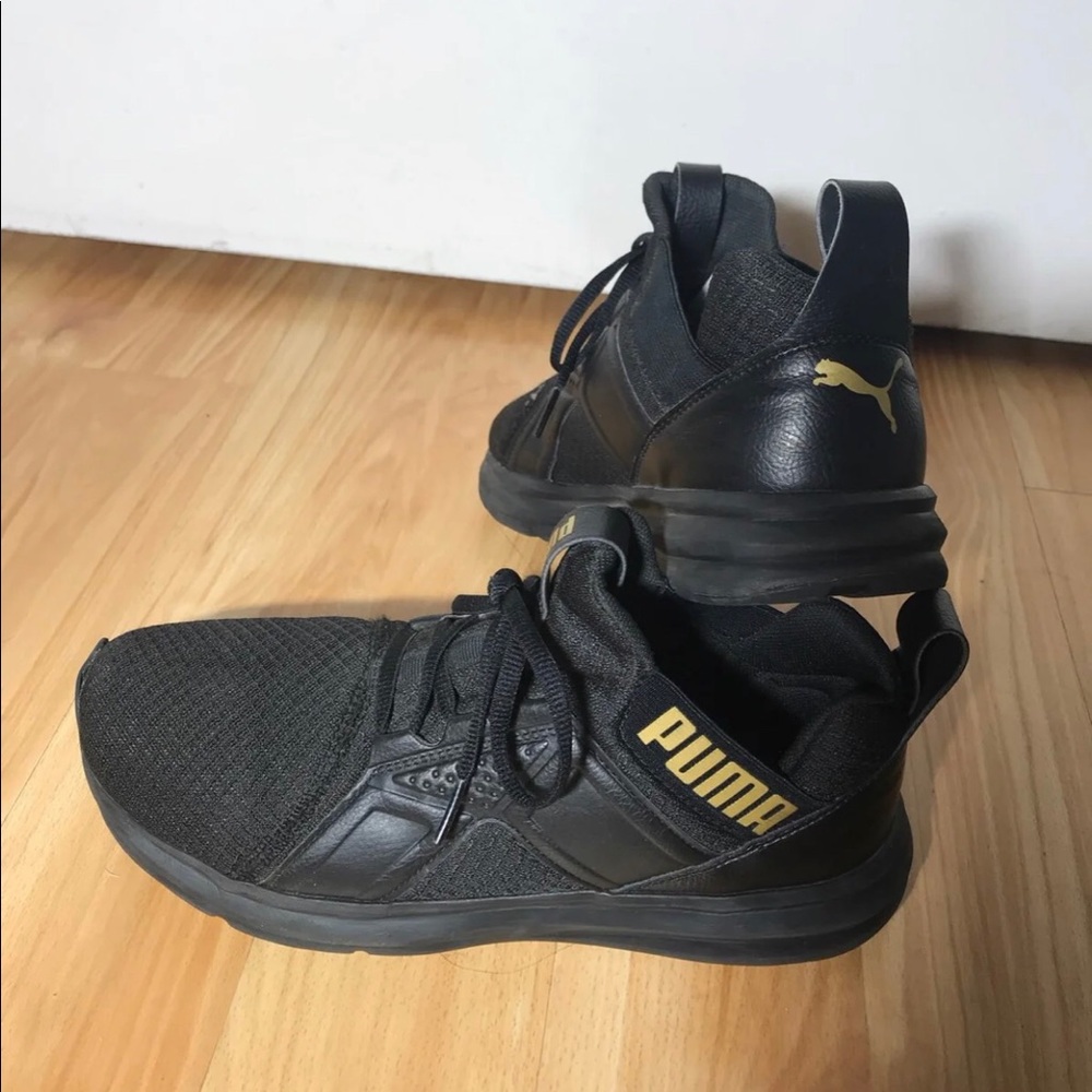 Women puma shoes